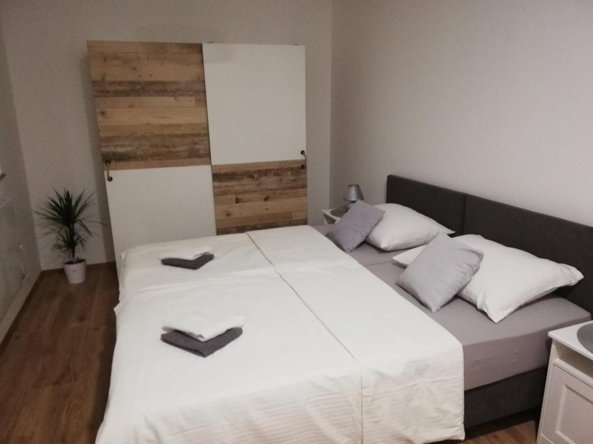 Guest House Lucija Buzin Zewnętrze zdjęcie